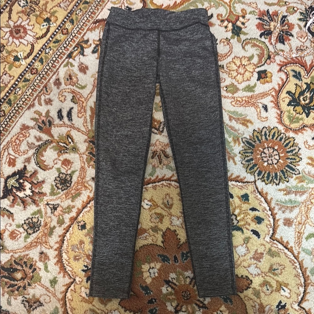 Old Navy Gray Leggings with Elastic Waistband and Tapered Leg